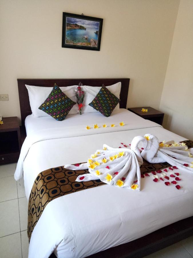 Surya Inn Kuta Lombok Εξωτερικό φωτογραφία