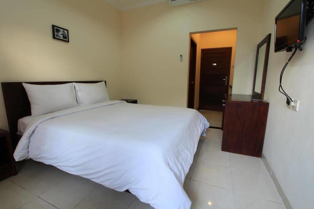 Surya Inn Kuta Lombok Εξωτερικό φωτογραφία