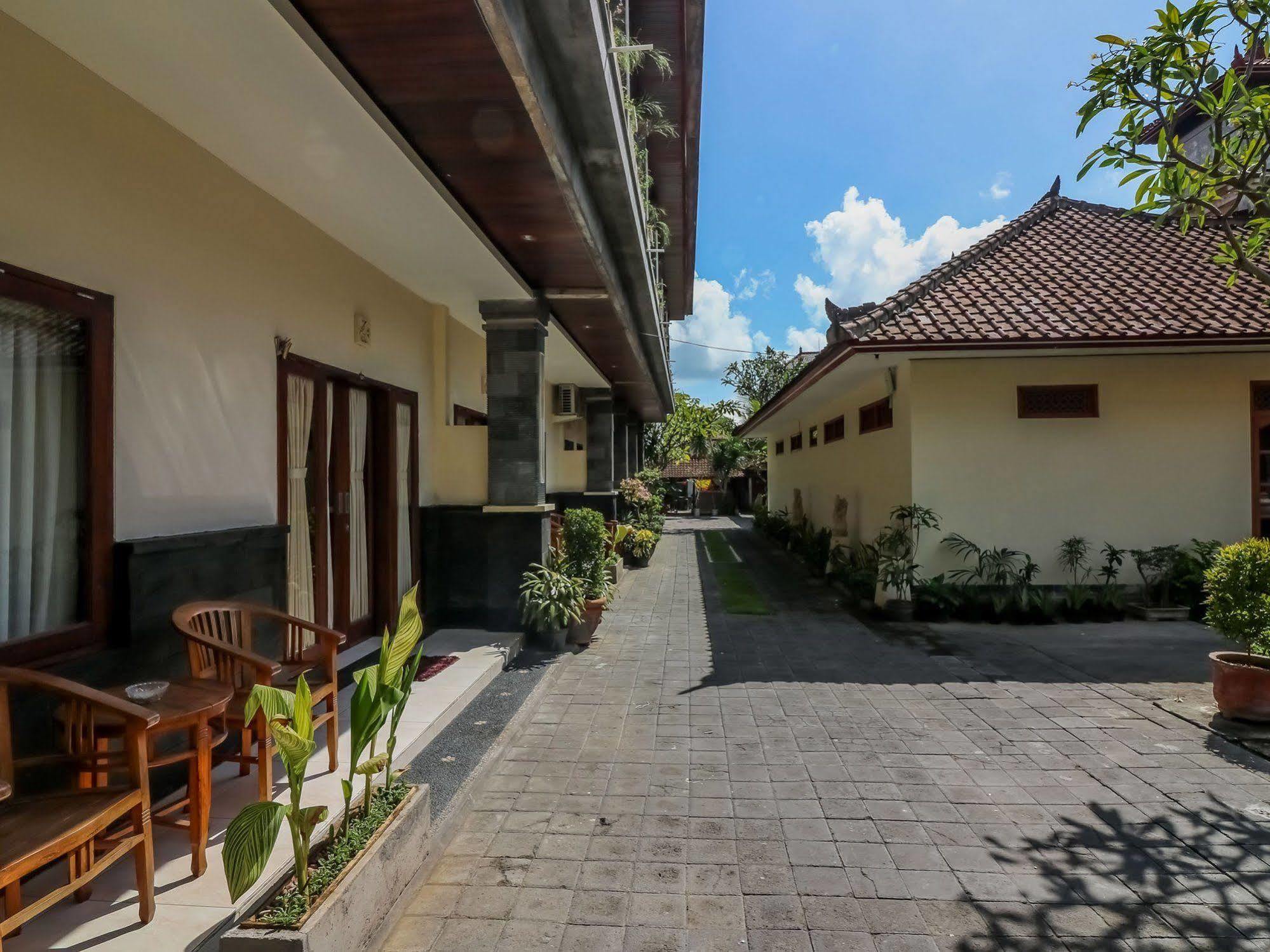 Surya Inn Kuta Lombok Εξωτερικό φωτογραφία